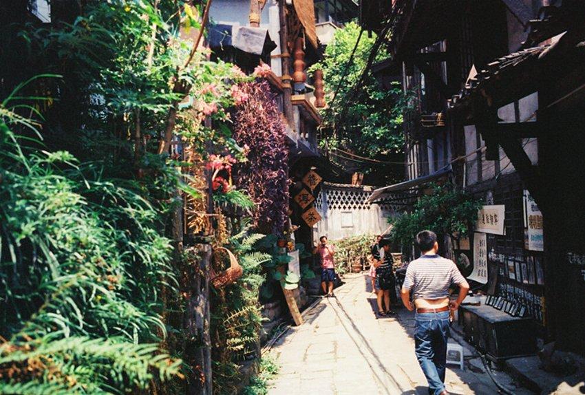 澎湃:申花签两名外援转会费年薪均不算高,延续主打性价比思路